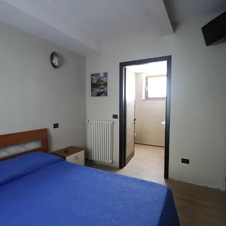 Nocleg ze śniadaniem La Casa Del Lago *