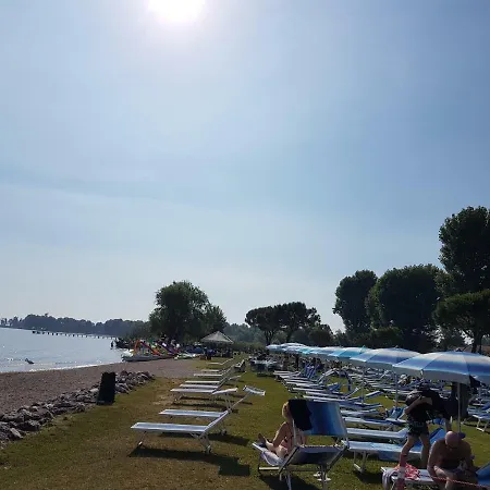 La Casa Del Lago *